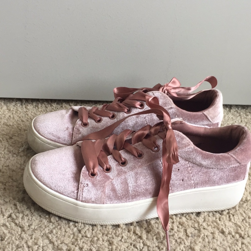 Pink velvet sneakers